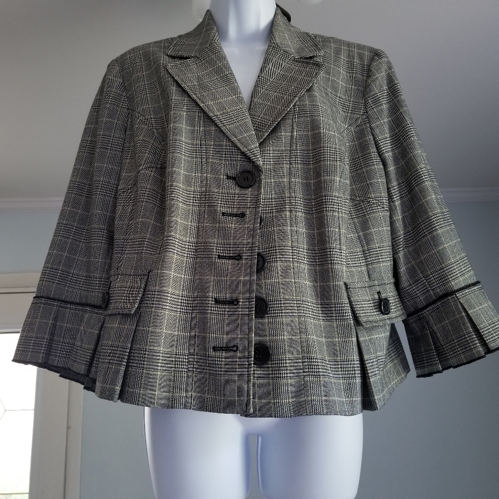 Lane Bryant Cropped Plaid Blazer 3/4 Sleeve Business Jacket Size 16 Padded